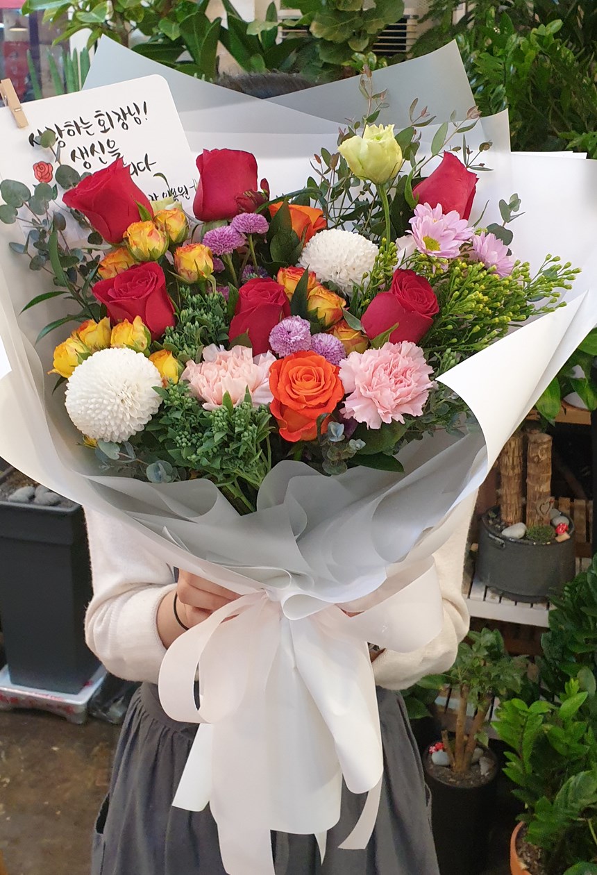 럭셔리 생일축하 꽃다발 - 로앤엘 플라워
